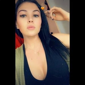 Meet your Posher, Brittney